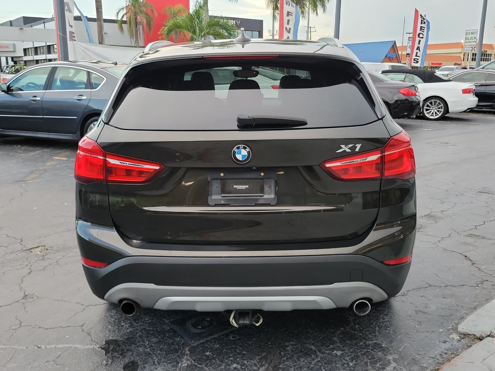 Used 2018 BMW X1 xDrive28i AWD/4WD image 5