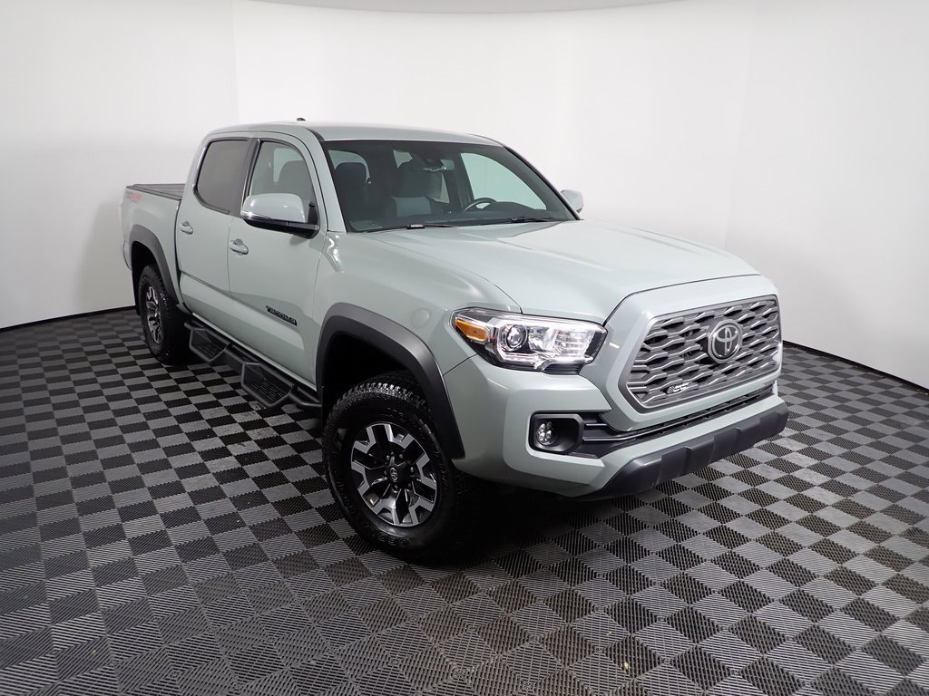 Used 2023 Toyota Tacoma TRD Off-Road image 4