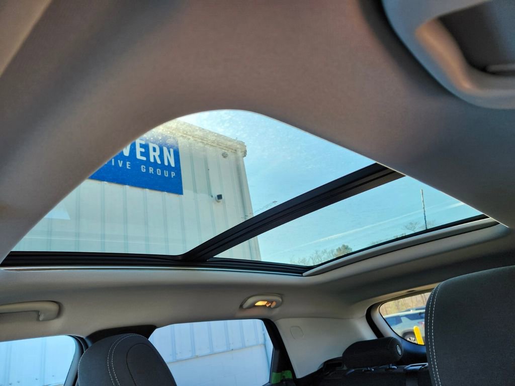 New 2026 Chevrolet TrailBlazer LT w/ Convenience Package FWD image 18