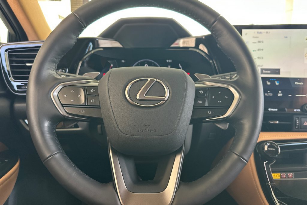 Used 2026 Lexus NX 350 AWD w/ Luxury Package image 26