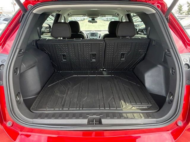Used 2024 Chevrolet Equinox LT w/ LPO, Floor Liner Package image 9