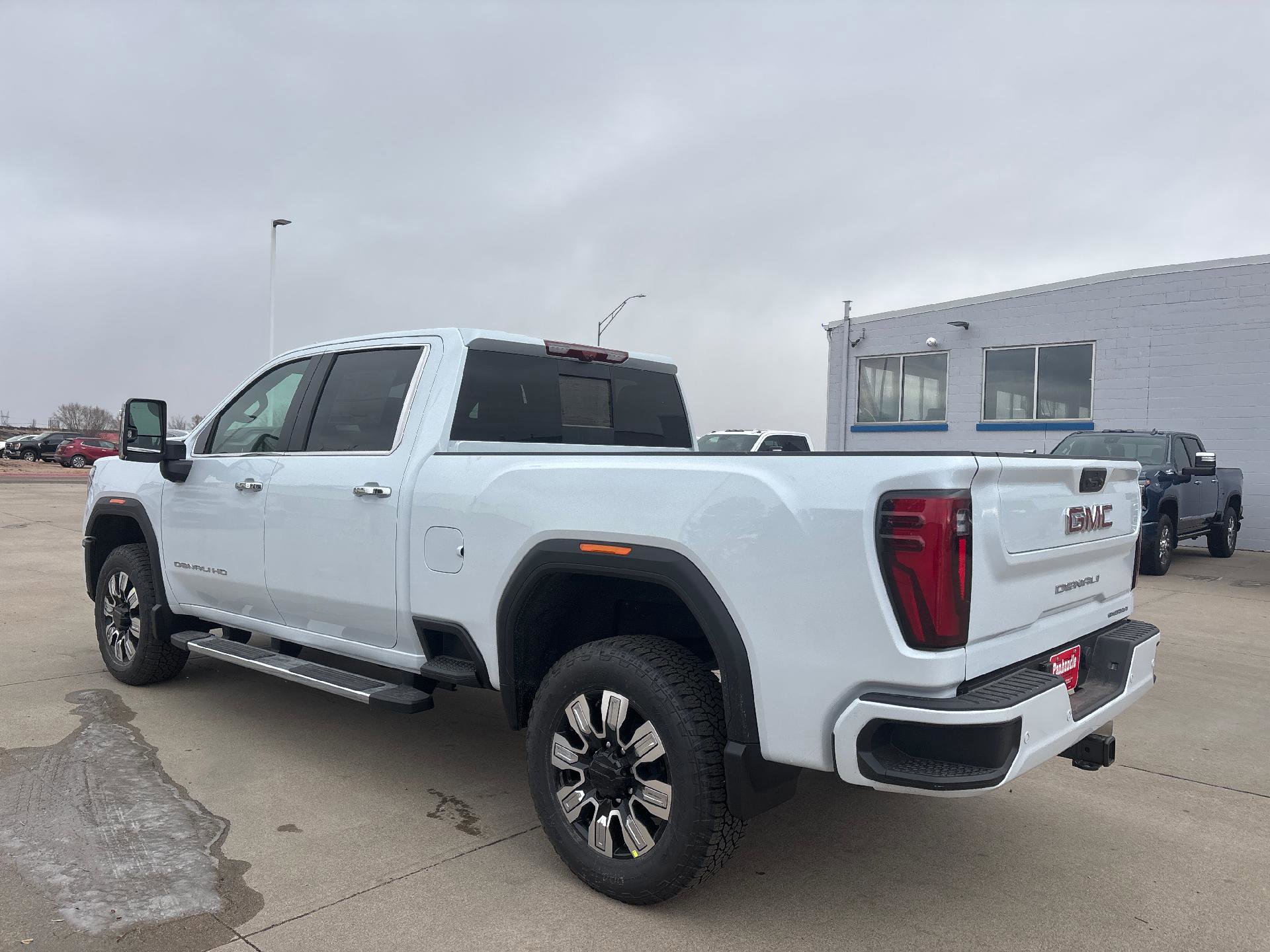 New 2026 GMC Sierra 3500 Denali w/ Technology Package image 3