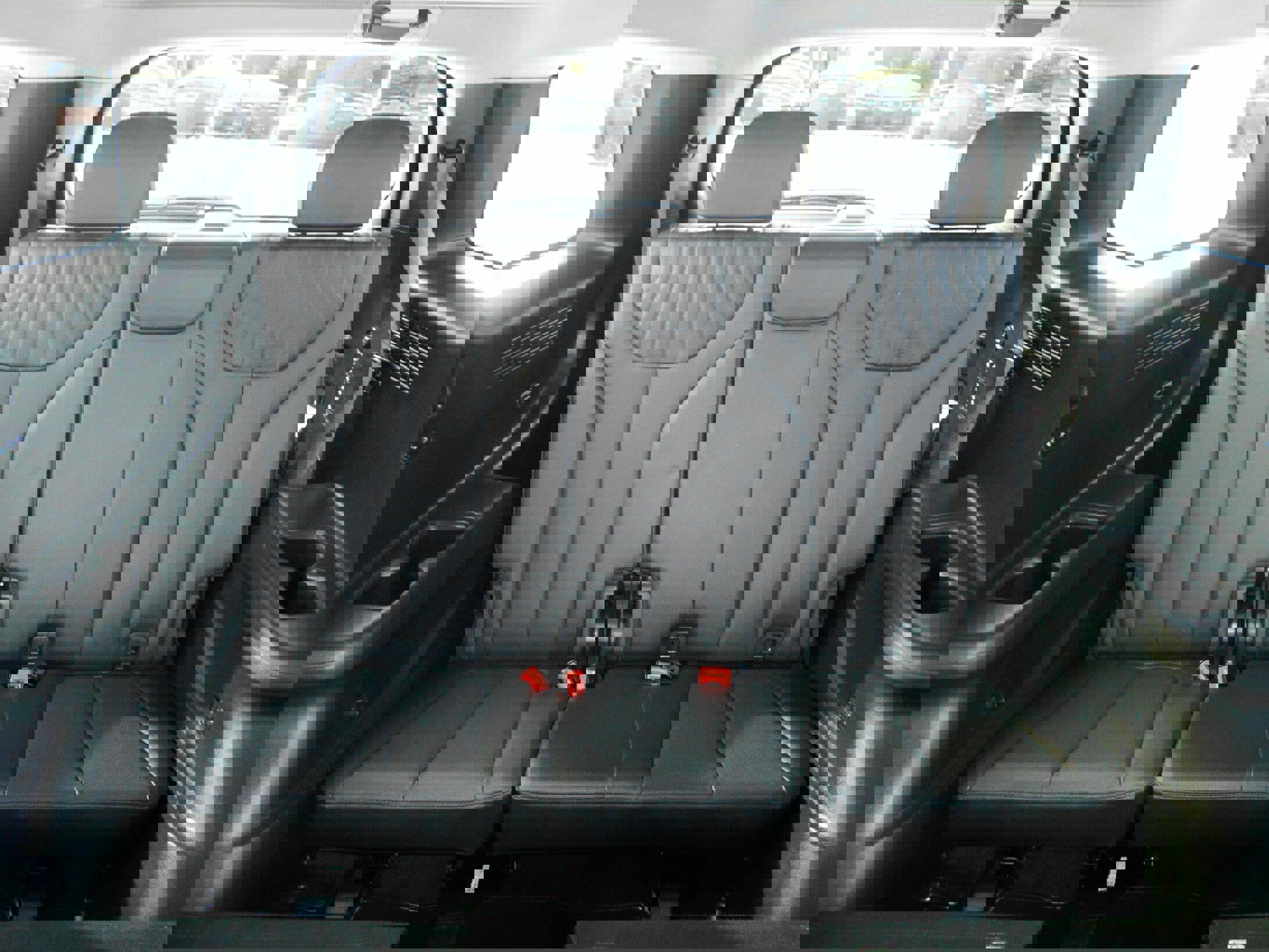 Used 2023 Hyundai Palisade Limited w/ Cargo Package image 7