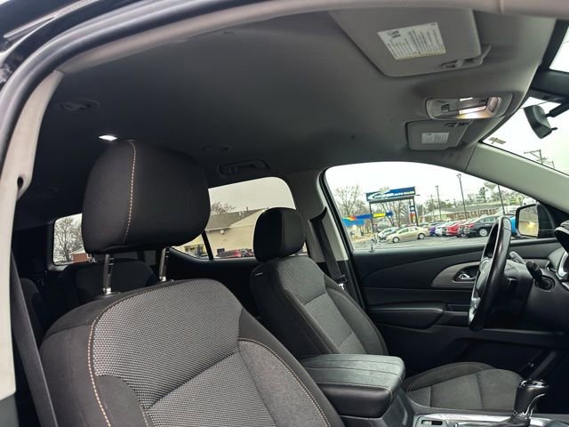 Used 2018 Chevrolet Traverse LT image 27