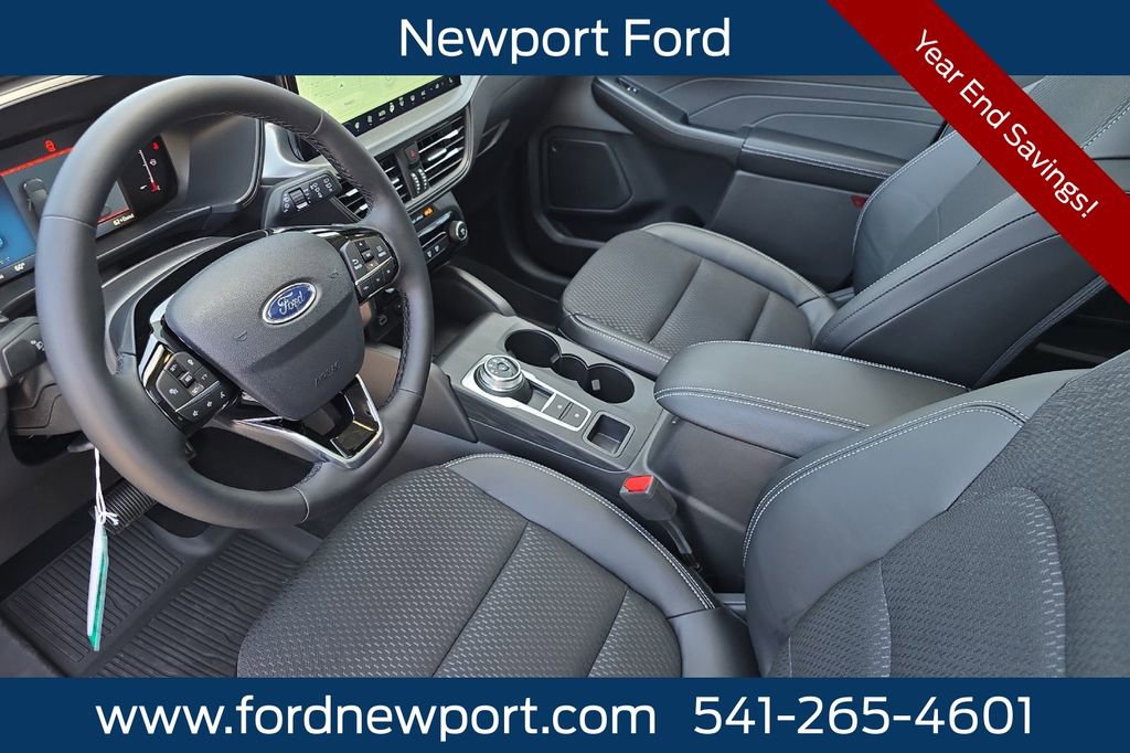 New 2025 Ford Escape SE w/ Class II Trailer Tow Package image 7