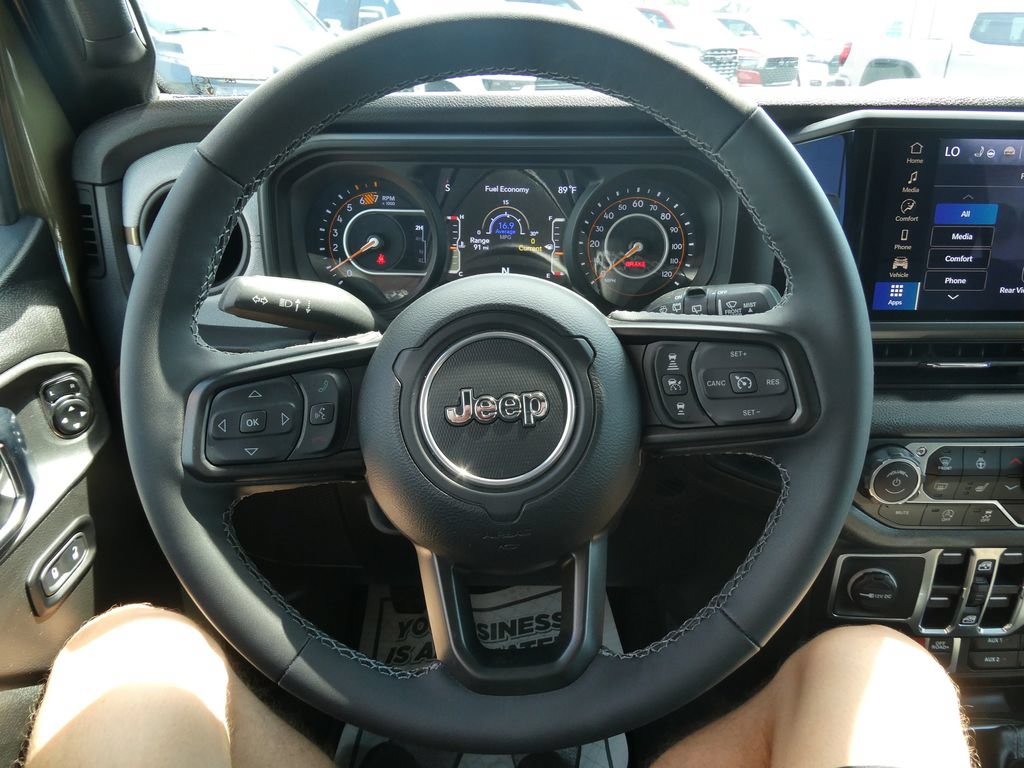 Used 2025 Jeep Wrangler Unlimited Sport AWD/4WD image 32