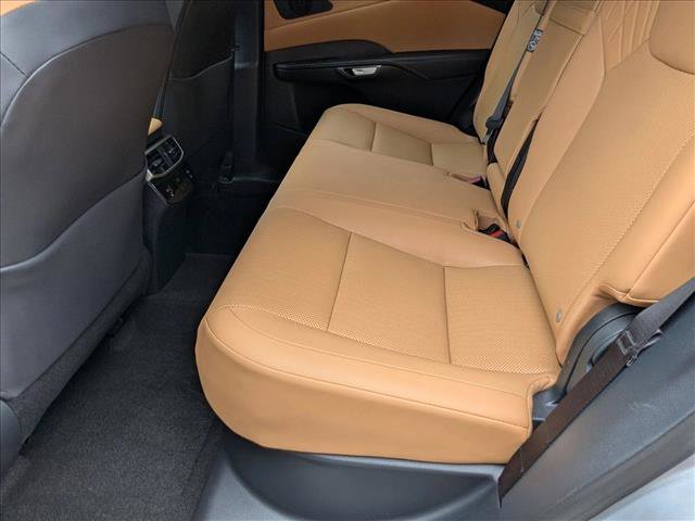 Used 2026 Lexus RX 350 Premium w/ Accessory Package (Z1) FWD image 19