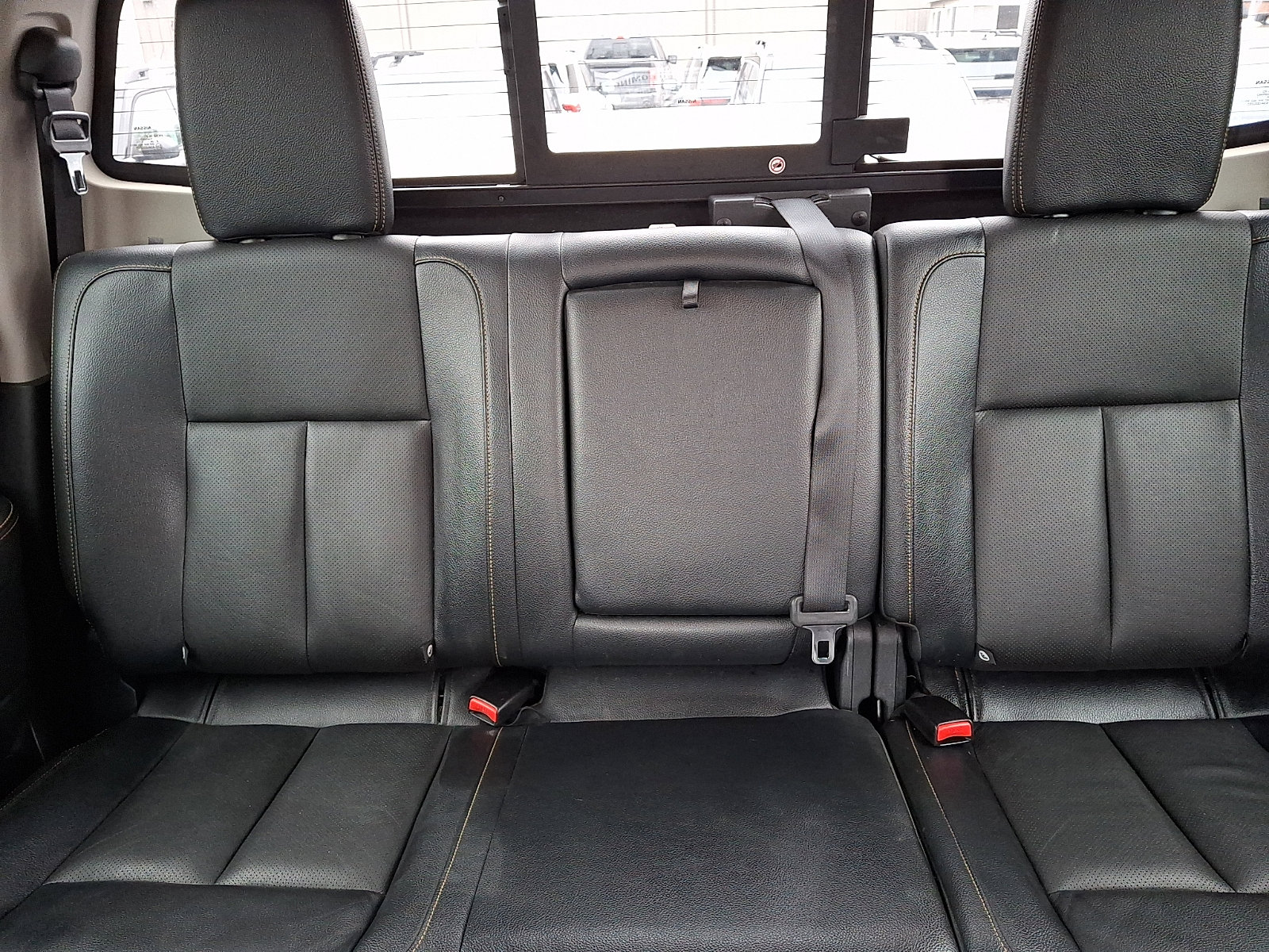 Used 2017 Nissan Titan SL image 19