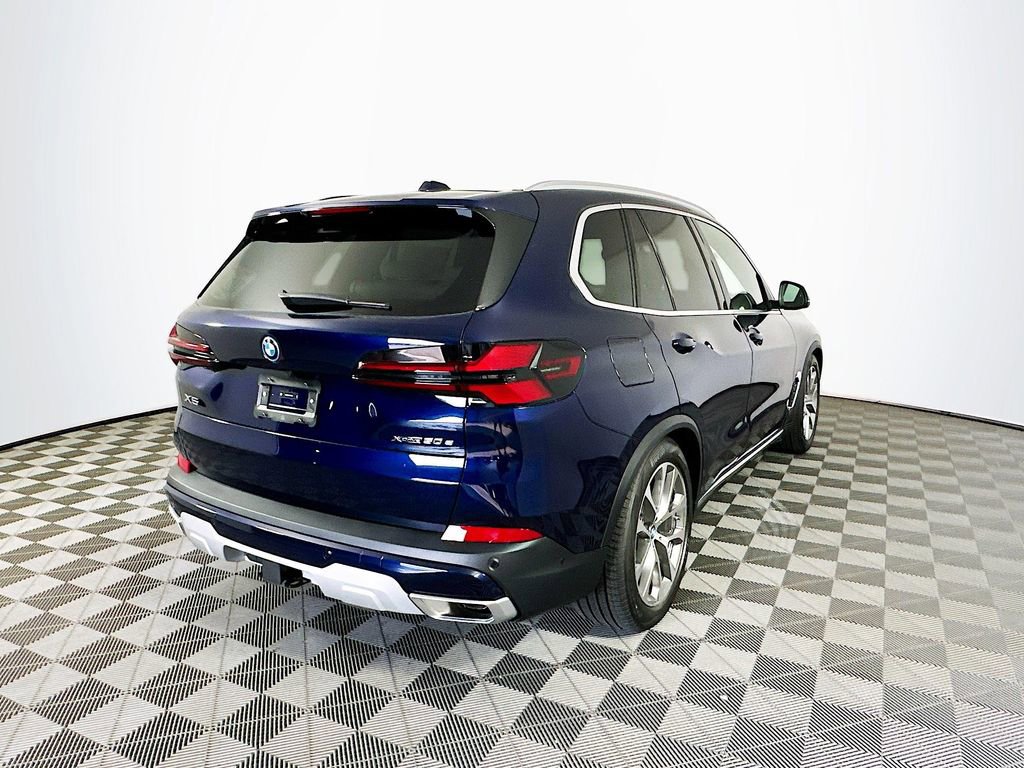 New 2026 BMW X5 xDrive50e w/ Premium Package image 9