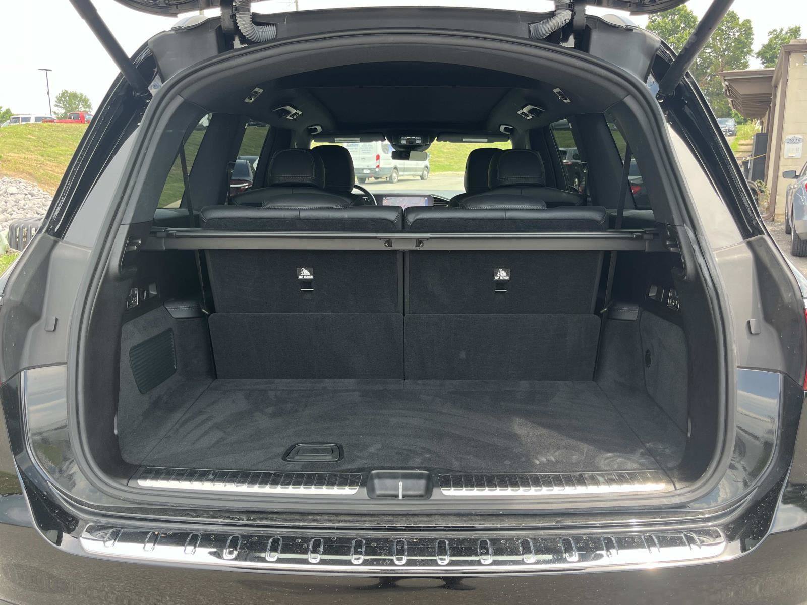 Certified 2023 Mercedes-Benz GLS 450 4MATIC image 11