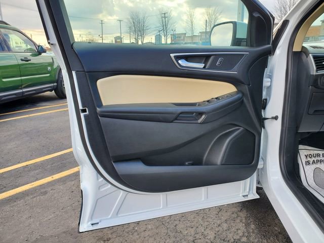 Certified 2023 Ford Edge SEL image 9