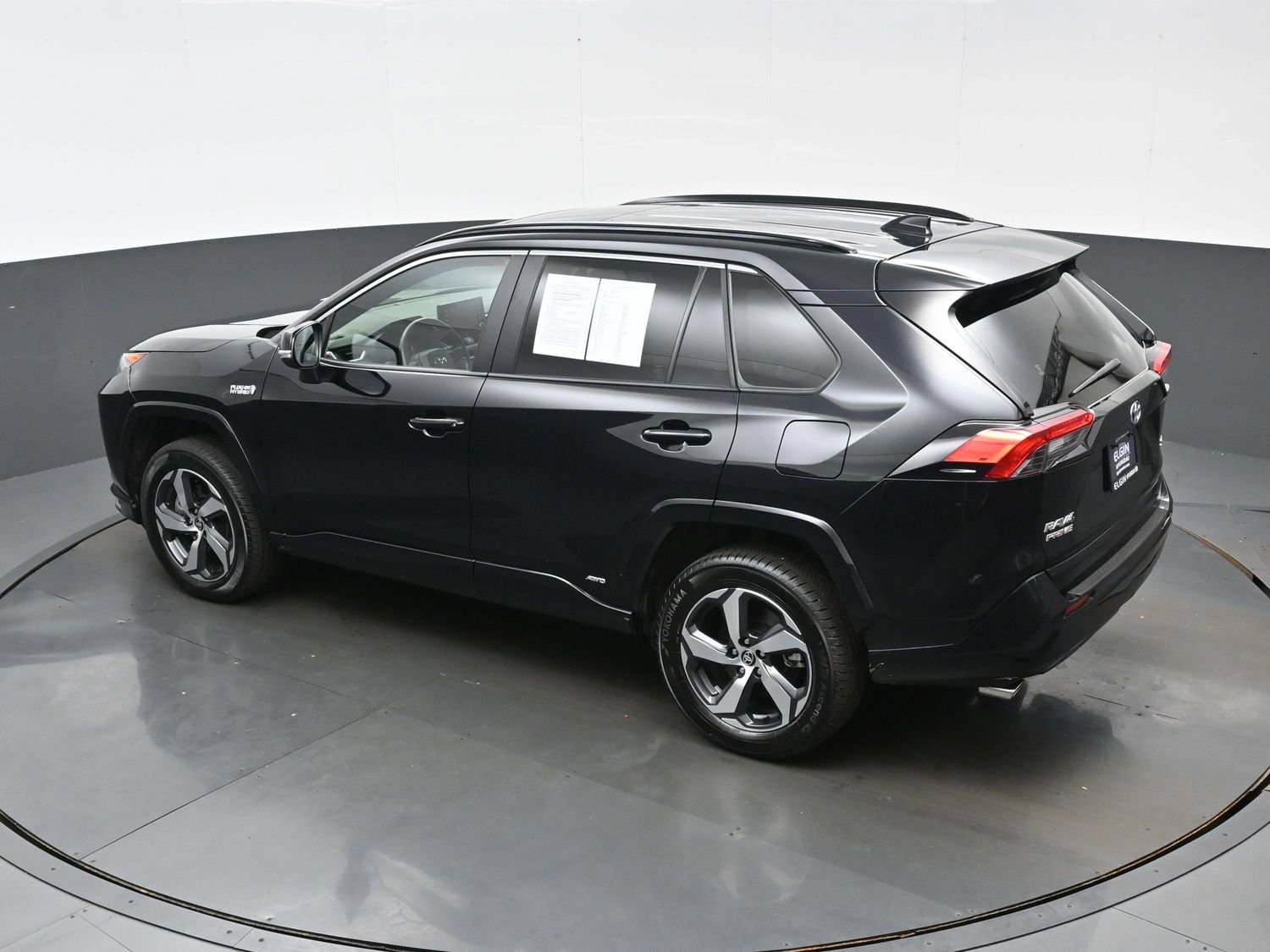 Used 2021 Toyota RAV4 SE w/ Weather & Moonroof Package AWD/4WD image 36