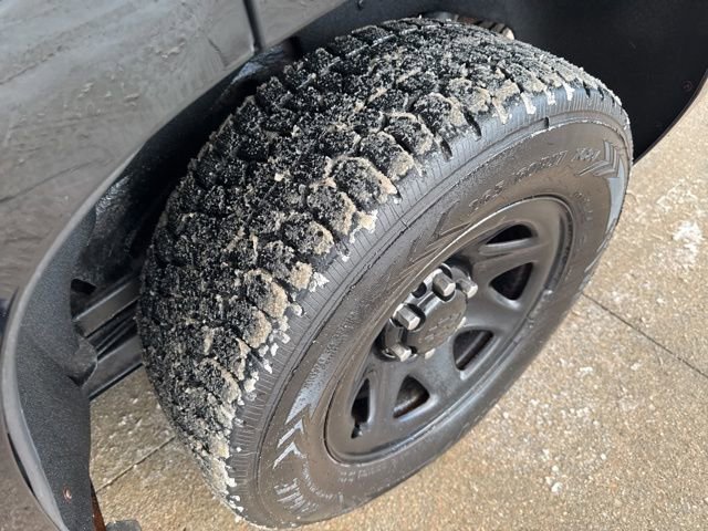 Used 2017 Chevrolet Tahoe 4WD w/ Remote Keyless Entry Package image 45