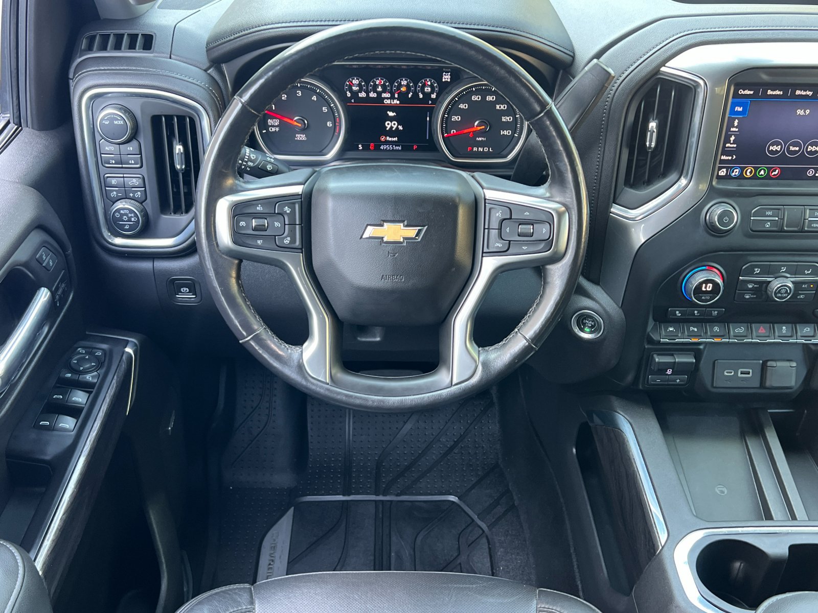 Used 2020 Chevrolet Silverado 1500 LTZ w/ LTZ Plus Package AWD/4WD image 14