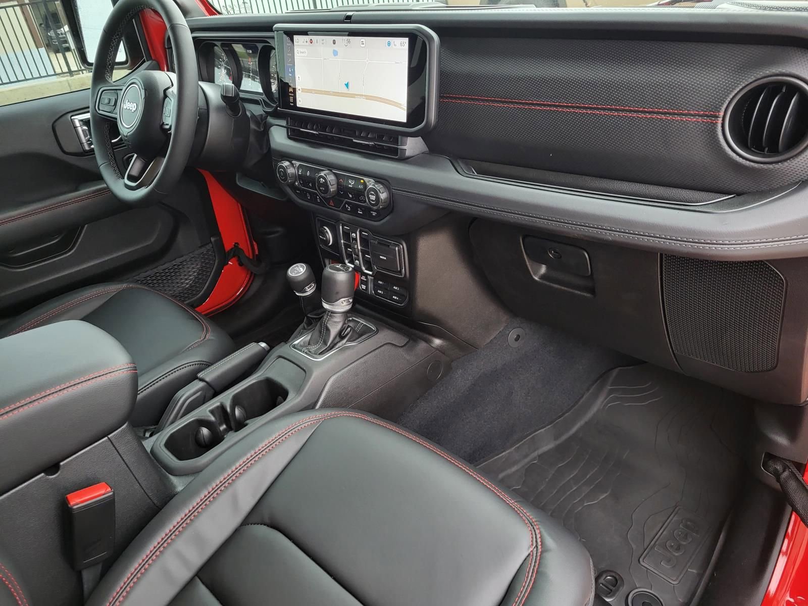 Used 2025 Jeep Gladiator Rubicon image 15