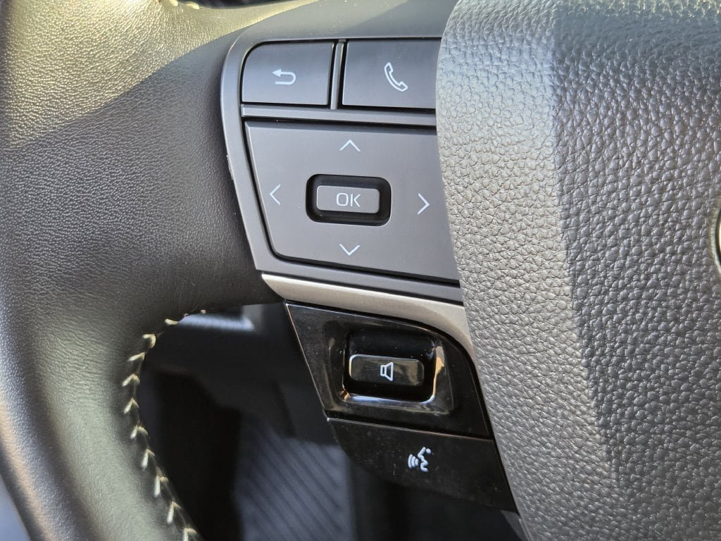 Used 2026 Toyota Camry SE FWD image 24