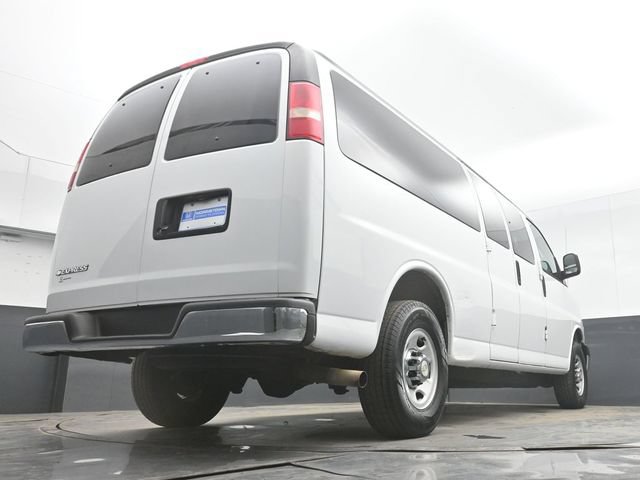 Used 2016 Chevrolet Express 3500 LT w/ LT Preferred Equipment Group RWD image 45