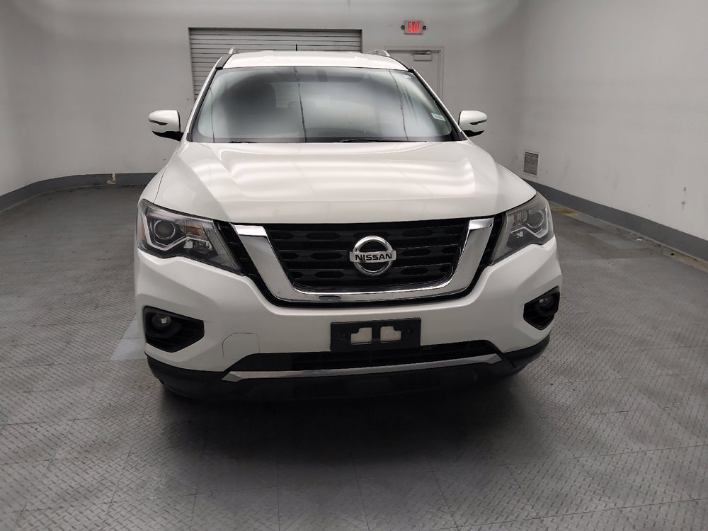 Used 2018 Nissan Pathfinder SV AWD/4WD image 14