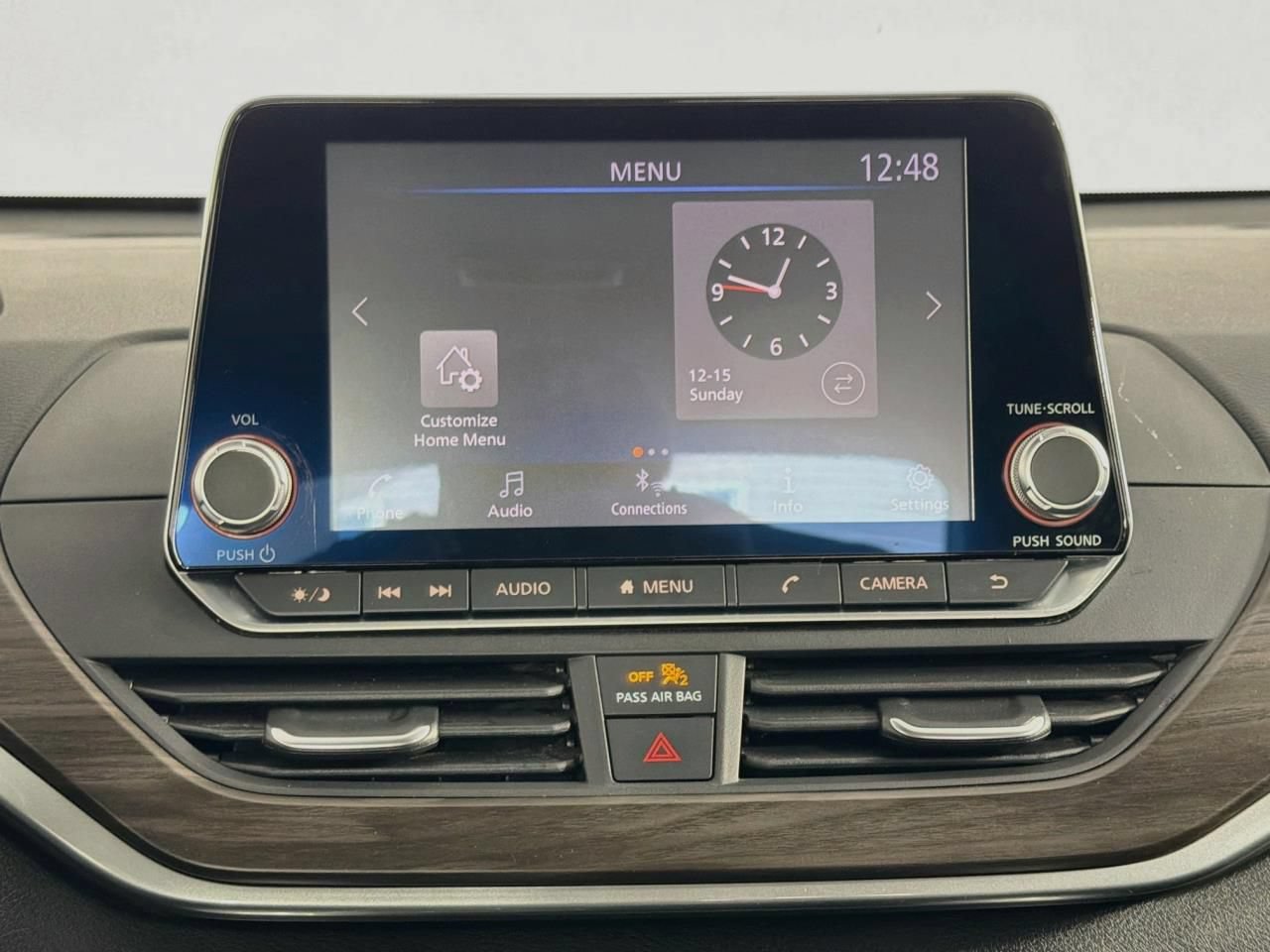Used 2024 Nissan Altima 2.5 SV FWD image 15