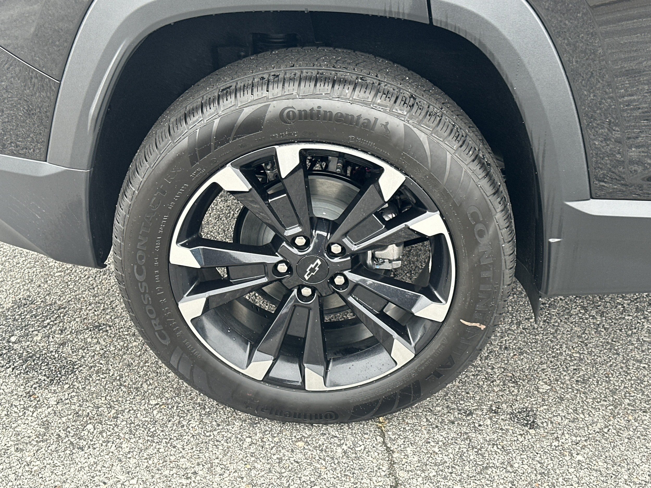 New 2027 Chevrolet Equinox RS FWD image 17
