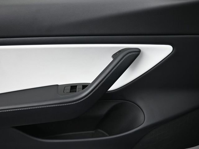 Used 2020 Tesla Model 3 Performance image 24
