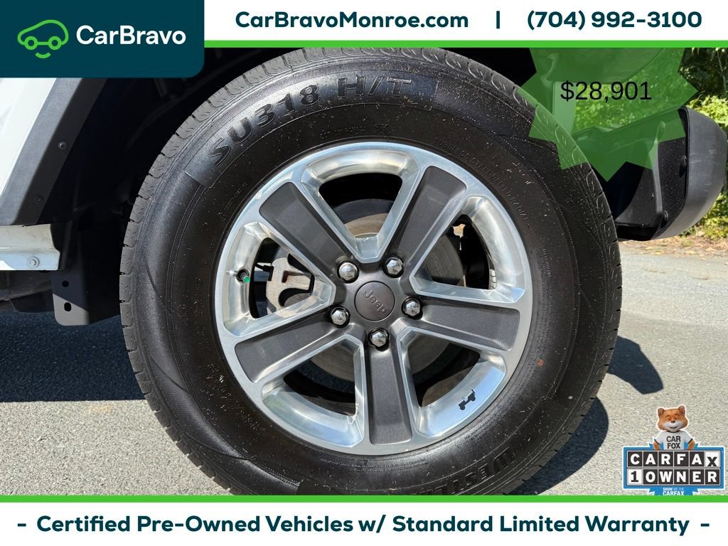 Used 2023 Jeep Wrangler Unlimited Sahara AWD/4WD image 19