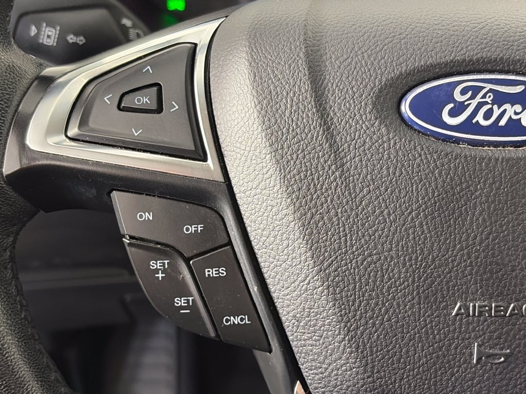 Used 2024 Ford Edge SEL AWD/4WD image 17