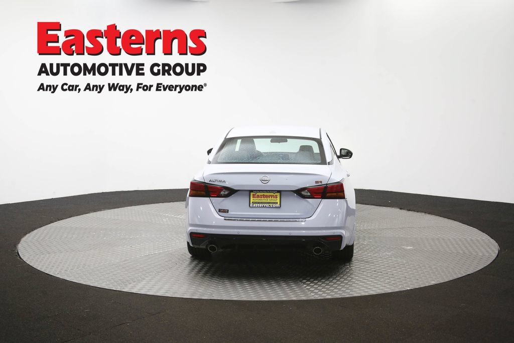 Used 2023 Nissan Altima 2.5 SR FWD image 38