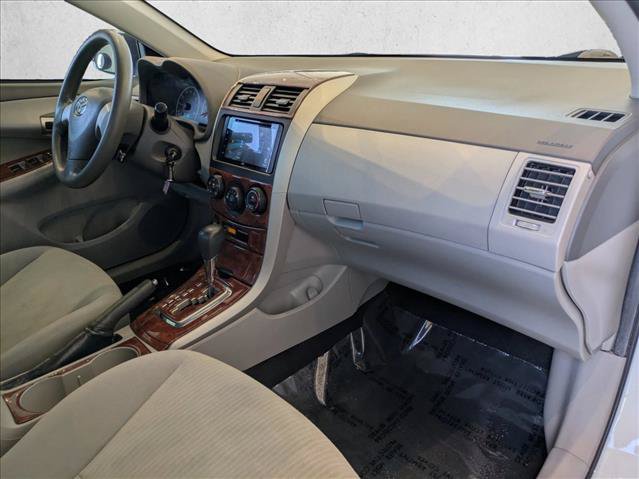 Used 2010 Toyota Corolla LE FWD image 19