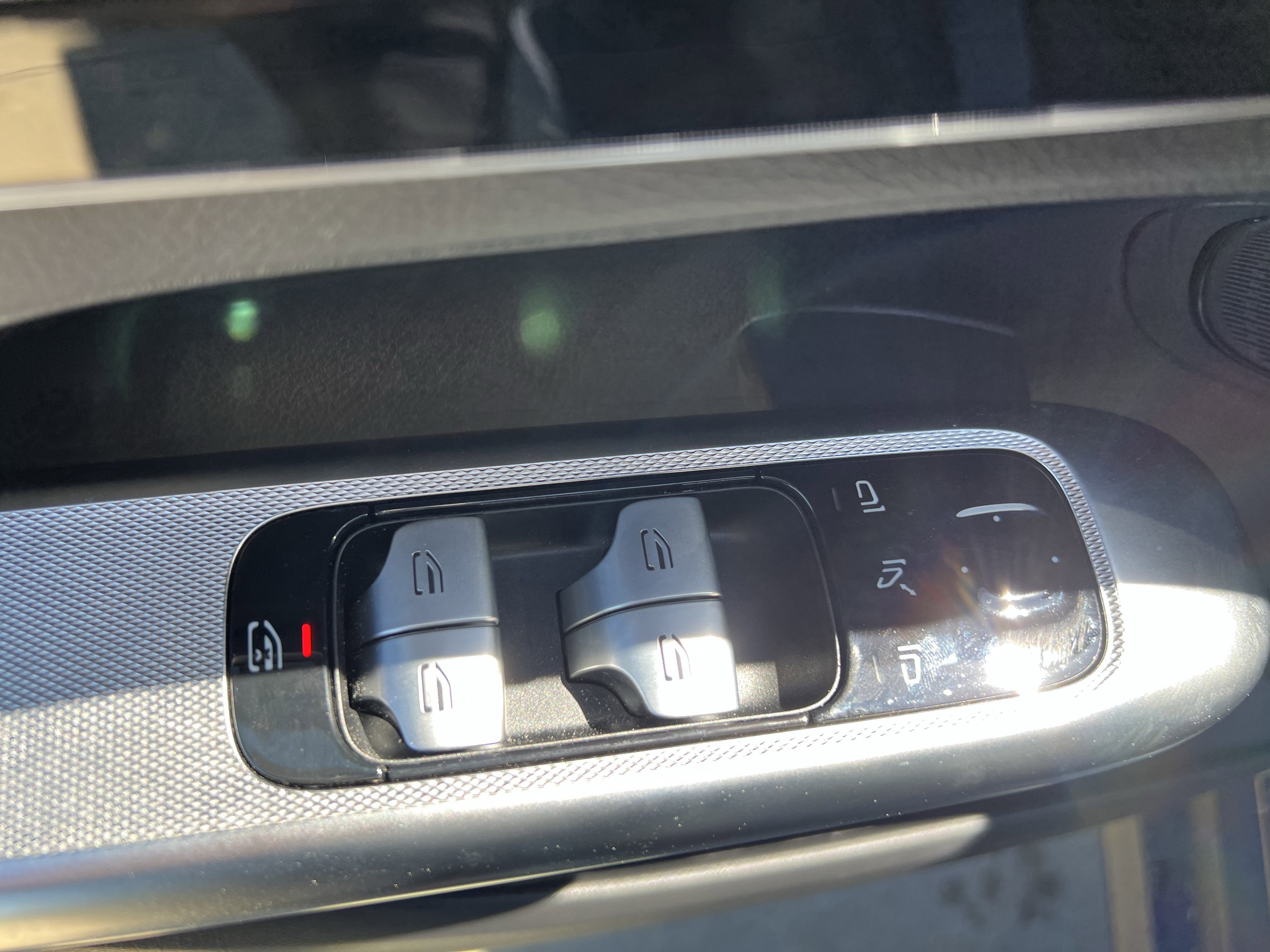 Certified 2025 Mercedes-Benz GLC 300 image 15
