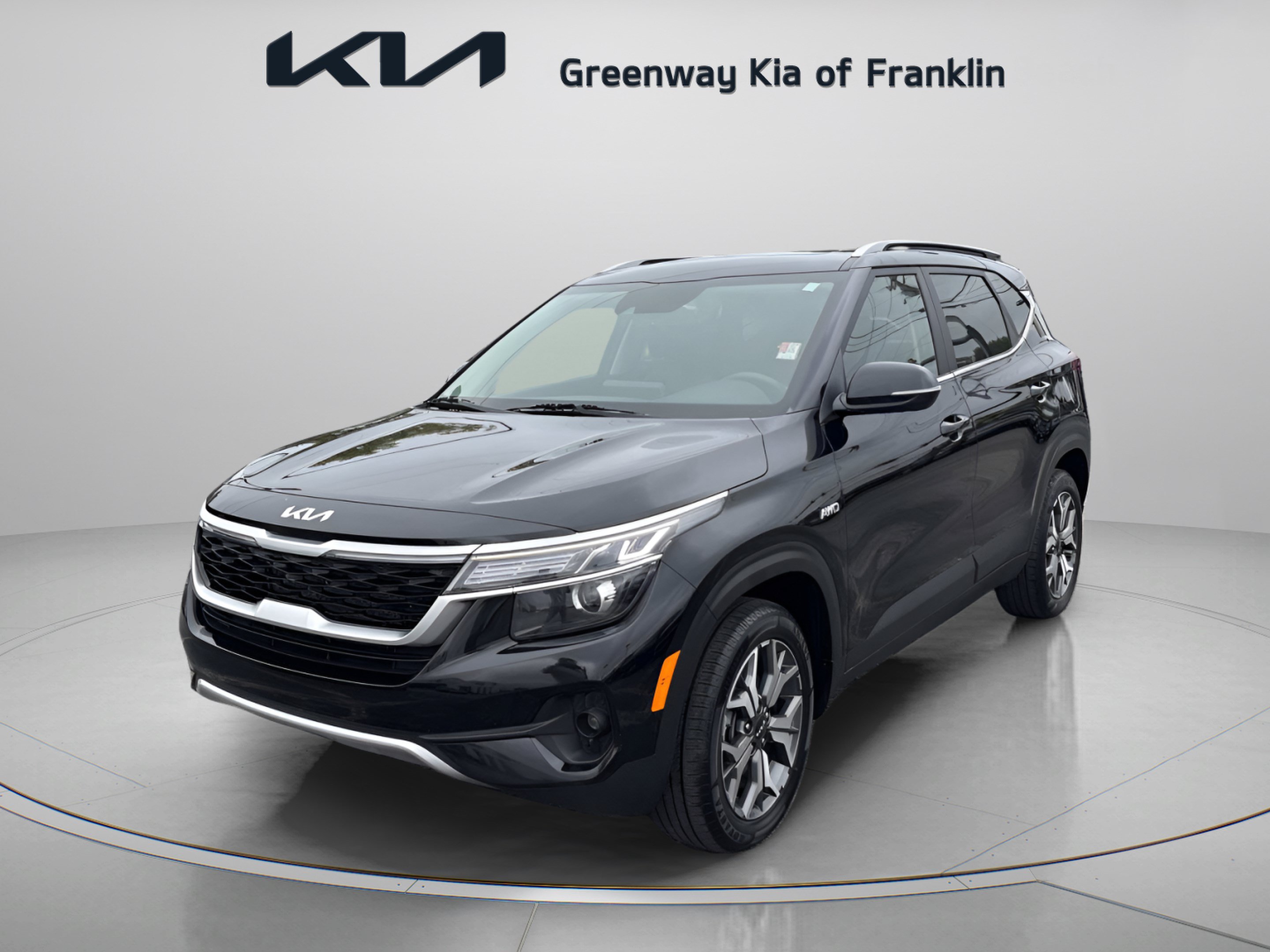 Used 2023 Kia Seltos EX AWD/4WD image 3