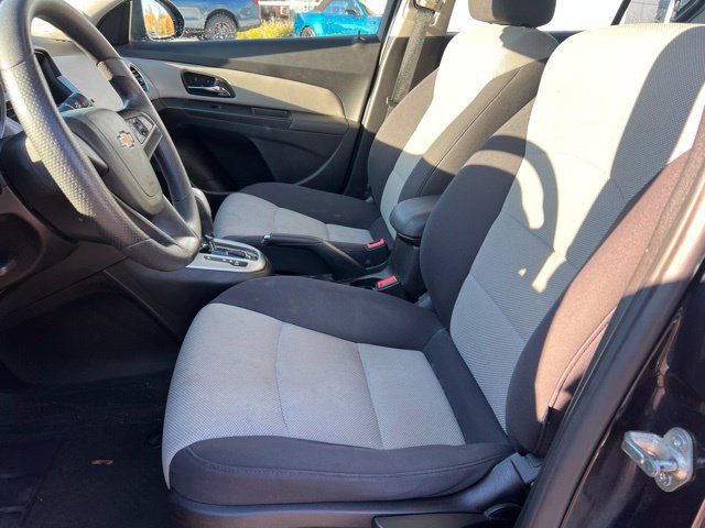 Used 2014 Chevrolet Cruze LS FWD image 18