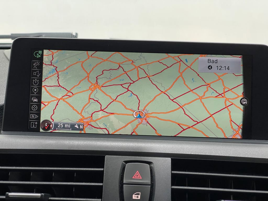 Used 2016 BMW M235i Convertible image 10