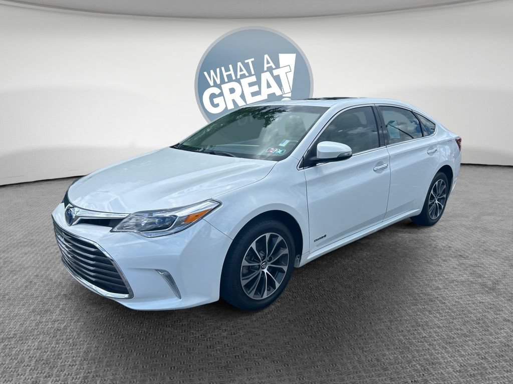 Used 2018 Toyota Avalon XLE Premium w/ Carpet Mat Package FWD image 8