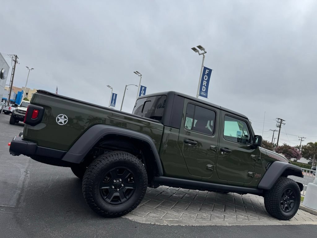 Used 2022 Jeep Gladiator Mojave AWD/4WD image 2
