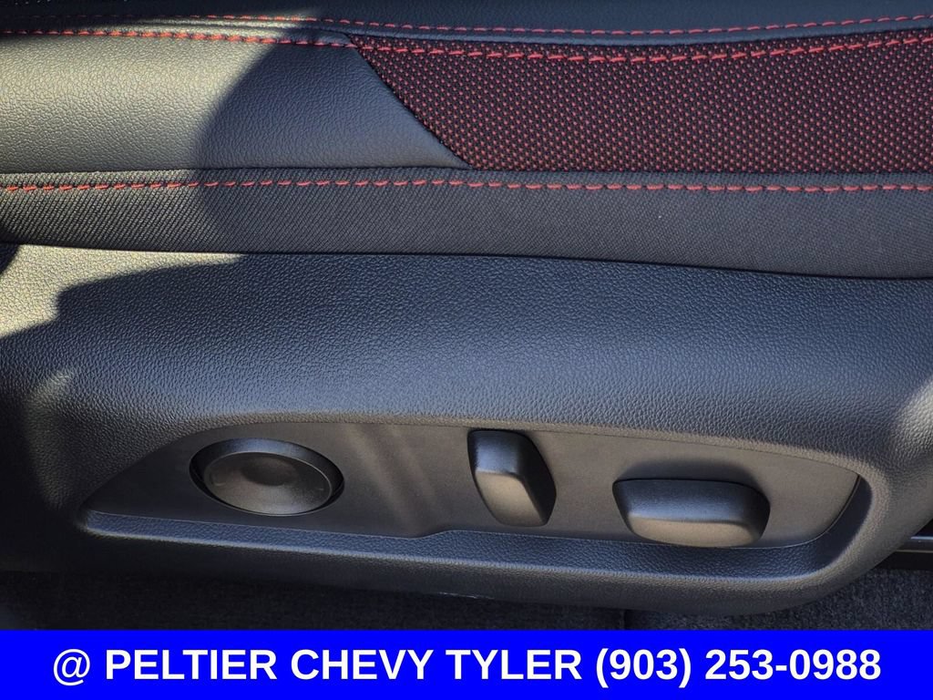 Used 2027 Chevrolet Equinox RS w/ Safety and Technology Package AWD/4WD image 15