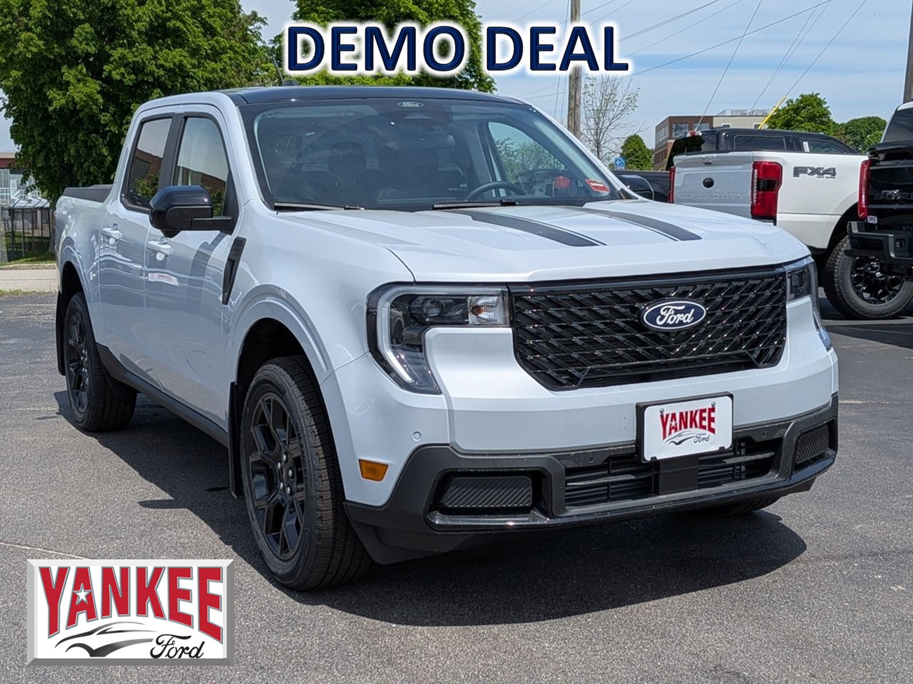 New 2026 Ford Maverick Lariat w/ Black Appearance Package