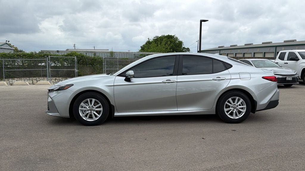 New 2026 Toyota Camry LE image 10