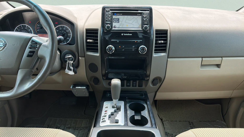 Used 2015 Nissan Titan SV w/ SV Value Truck Package RWD image 24