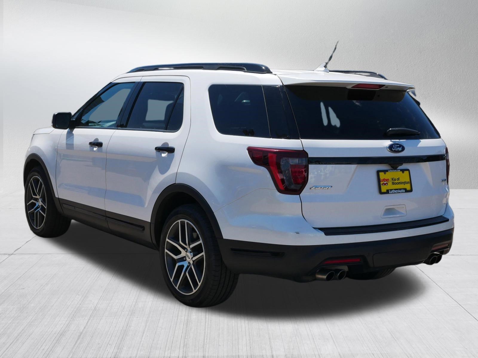 Used 2018 Ford Explorer Sport w/ Equipment Group 401A AWD/4WD image 5