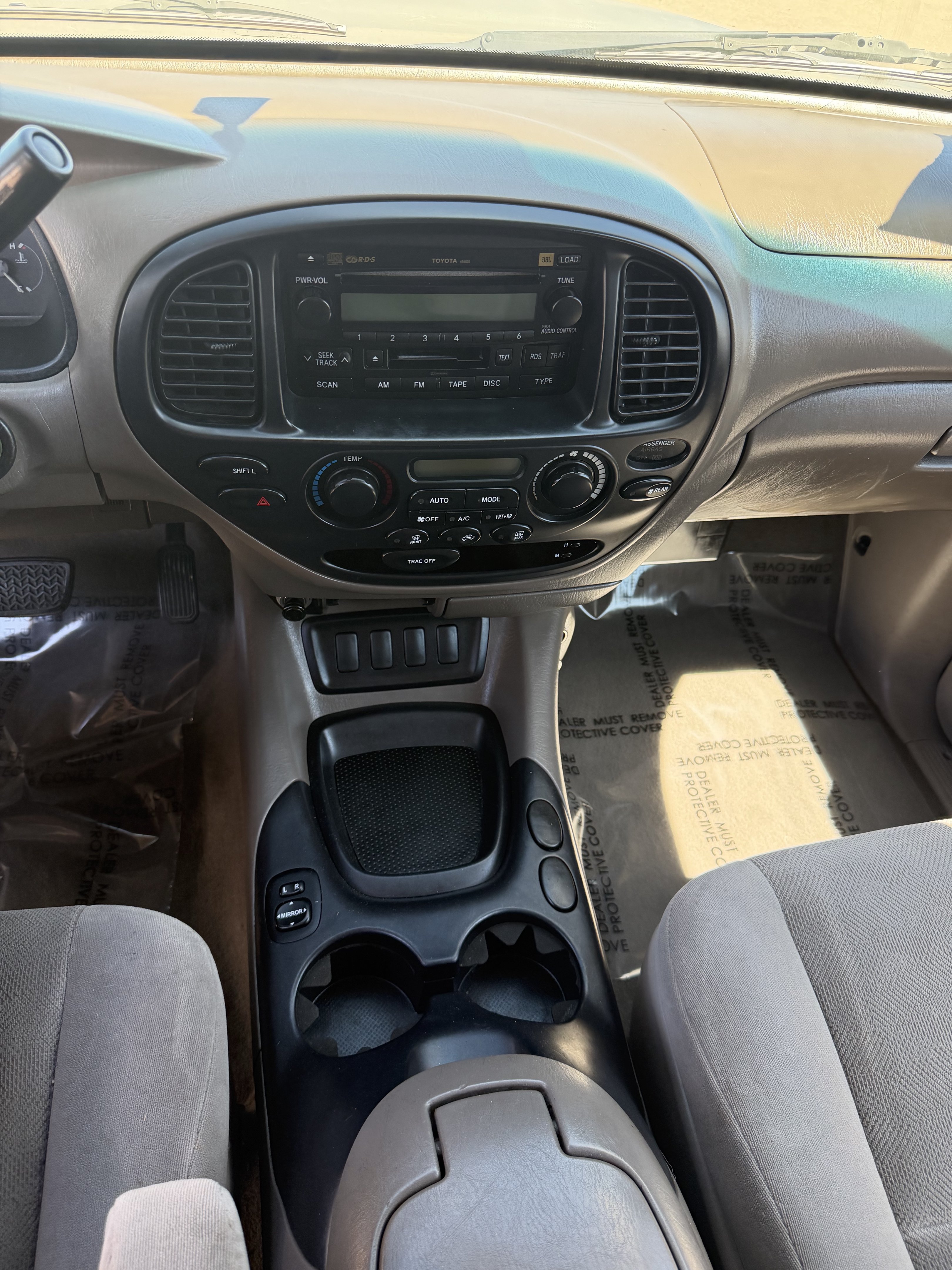 Used 2005 Toyota Sequoia SR5 RWD image 18