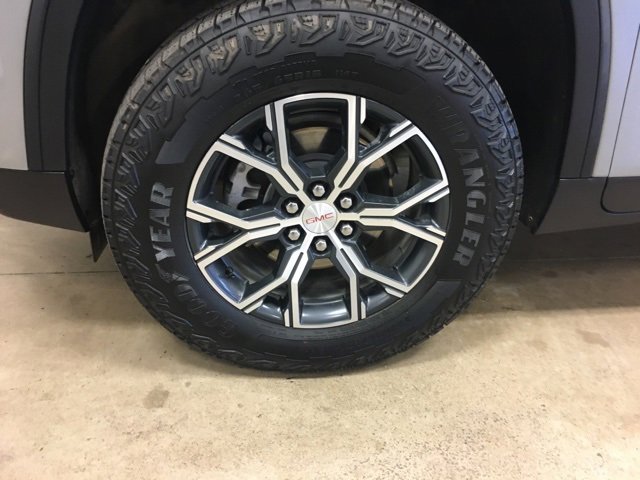 Used 2024 GMC Acadia AT4 w/ LPO, Floor Liner Package image 10