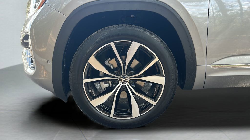 New 2026 Volkswagen Atlas SEL Premium R-Line image 24