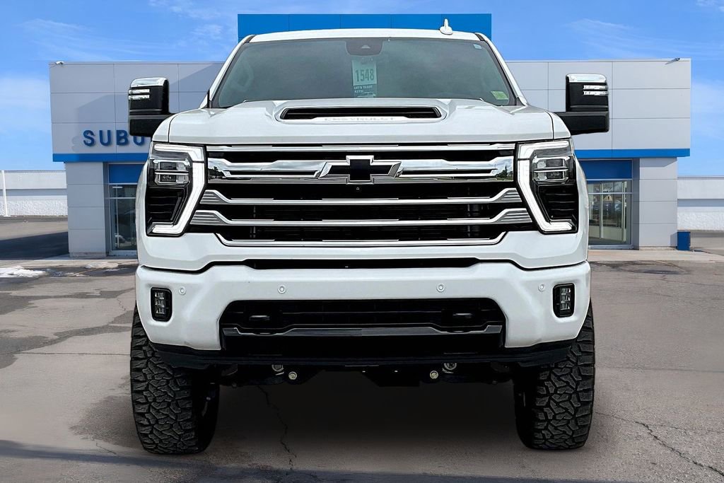 Used 2024 Chevrolet Silverado 3500 LTZ w/ LTZ Plus Package AWD/4WD image 3