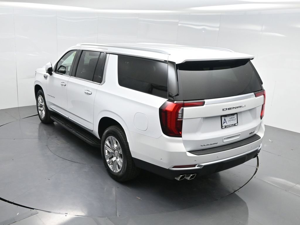 Used 2025 GMC Yukon XL Denali image 62