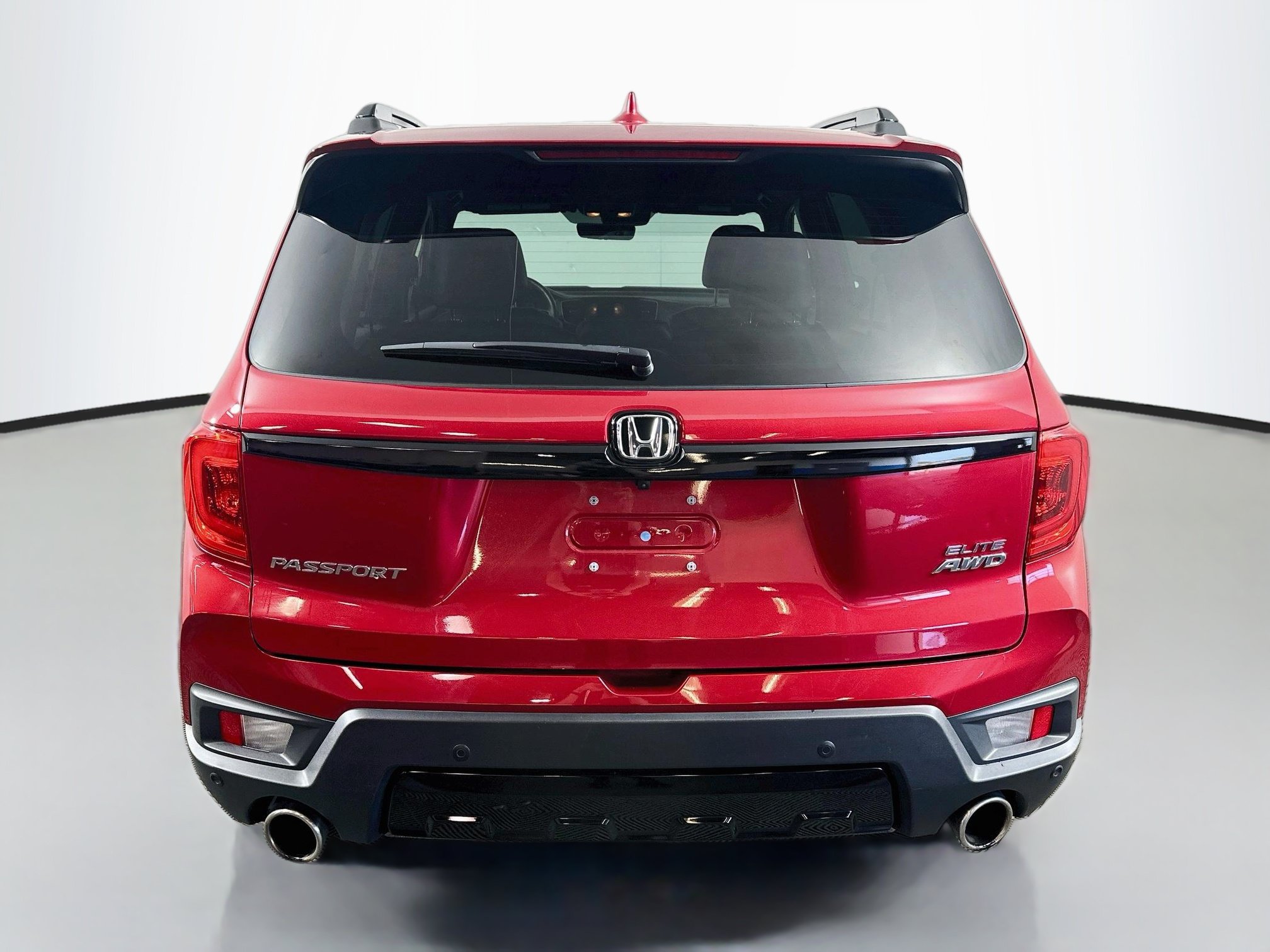 Used 2023 Honda Passport Elite image 6