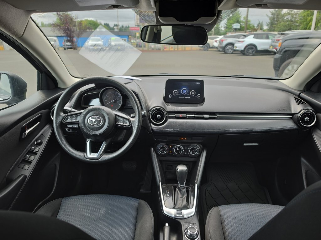 Used 2019 Toyota Yaris LE FWD image 18