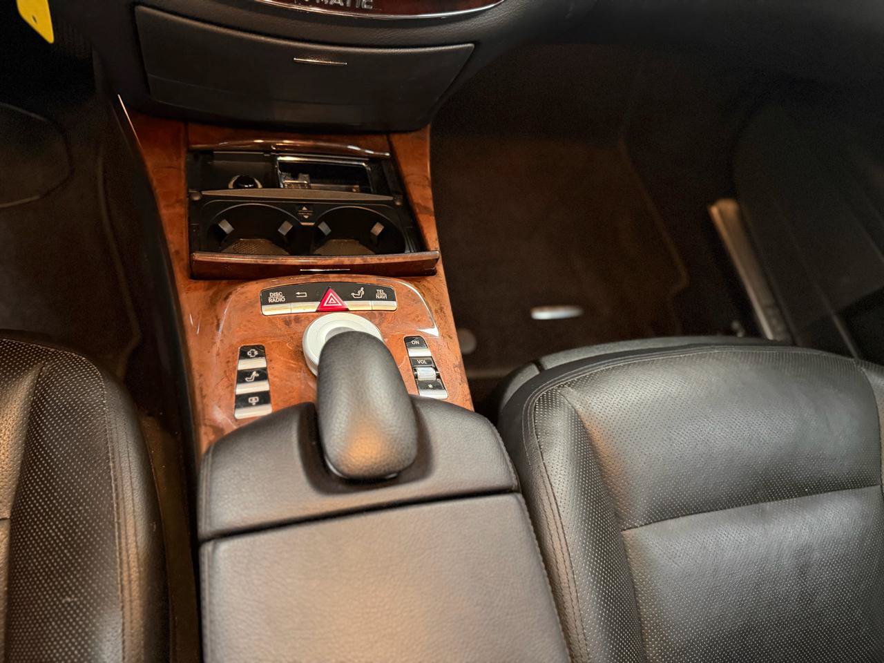 Used 2010 Mercedes-Benz S 550 4MATIC image 24