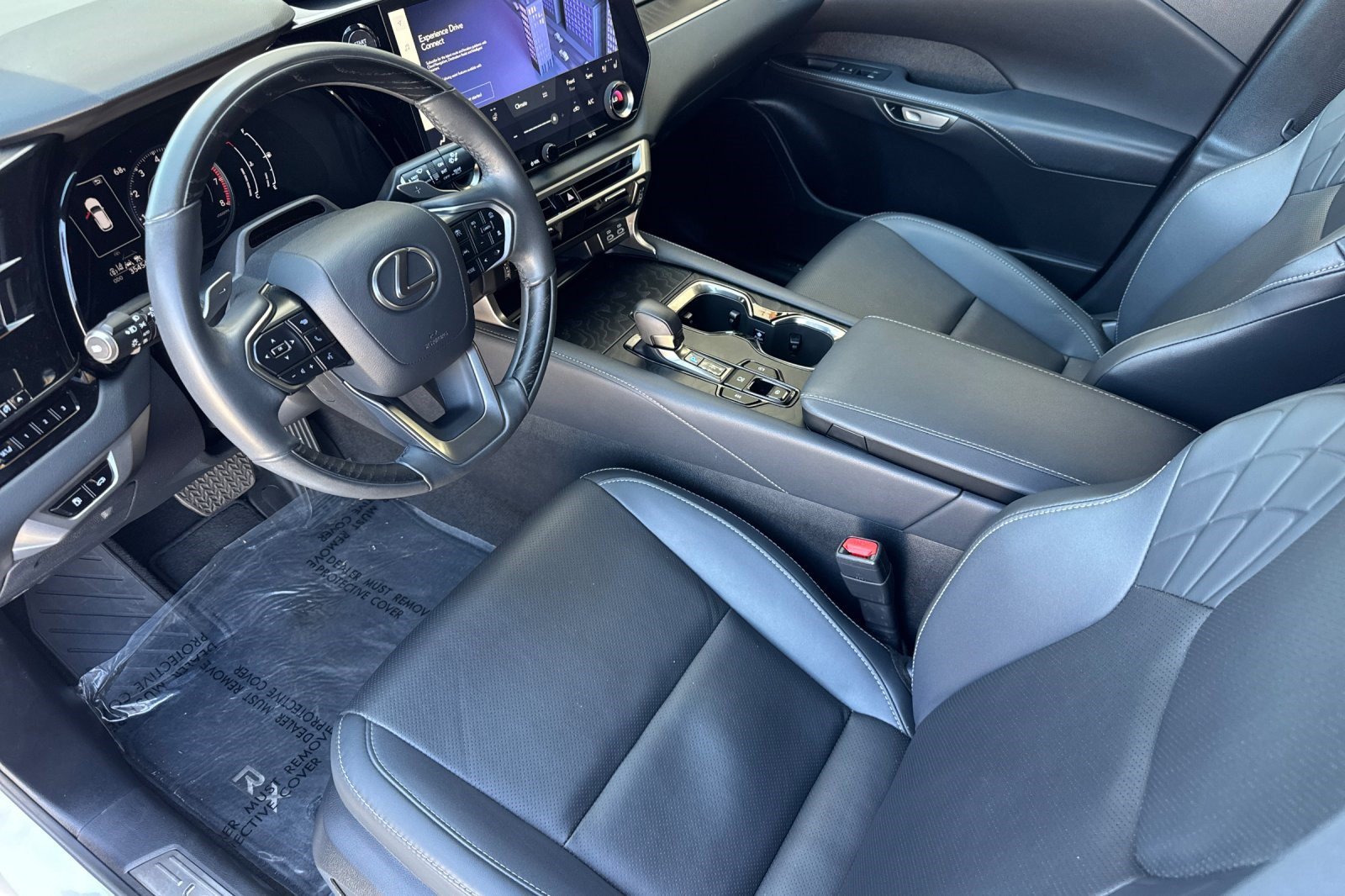 Certified 2024 Lexus RX 350 Premium w/ Convenience Package FWD image 4