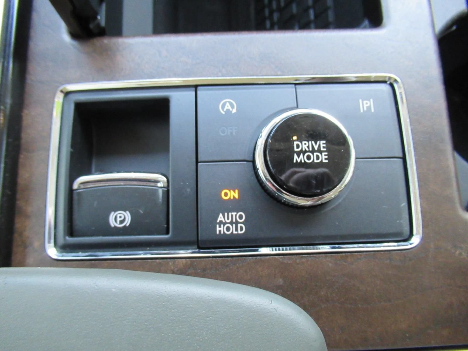 Used 2023 Lincoln Navigator L Black Label AWD/4WD image 29